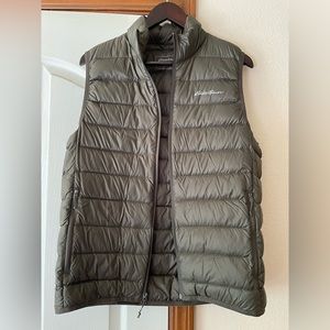 Eddie Bauer CirrusLite Green Down Vest
